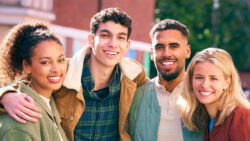 How-to-Make-Friends-In-College
