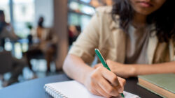 Essay-Analysis-Dartmouth-Tuck-School-of-Business-2018-19