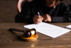 25 Law Internships and Programs for High Schoolers